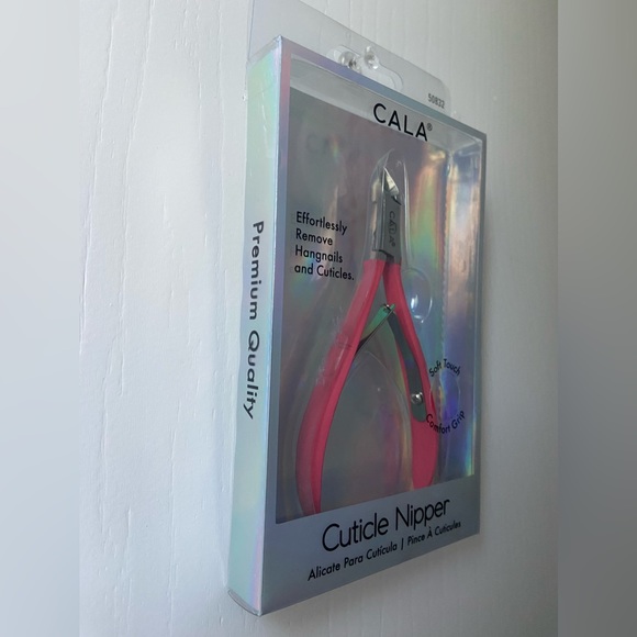 SOFT TOUCH: CUTICLE NIPPER (CORAL)
ITEM 50832 - Picture 4 of 6